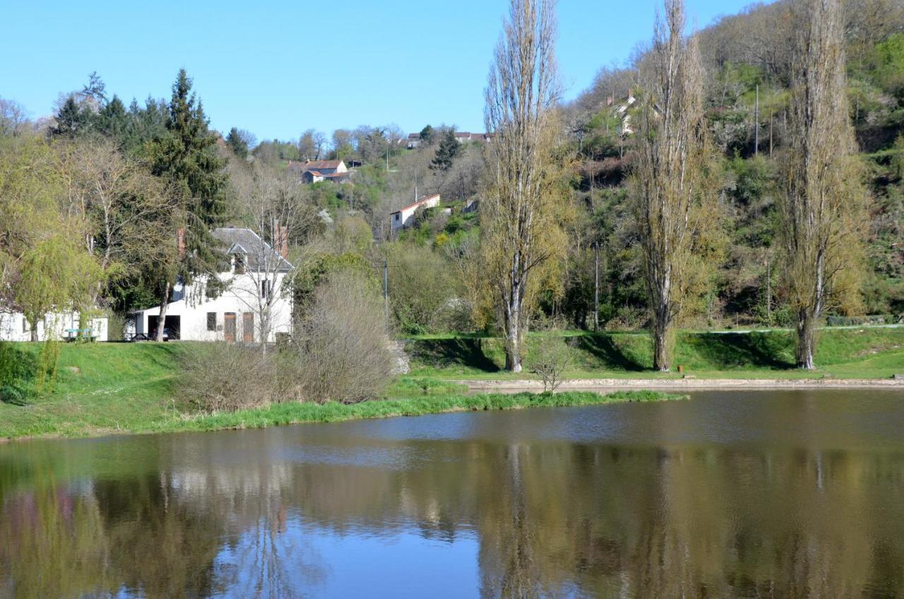 Au Bord De L'Eau Appartement 50 M2 Chambon-sur-Voueize Exteriér fotografie